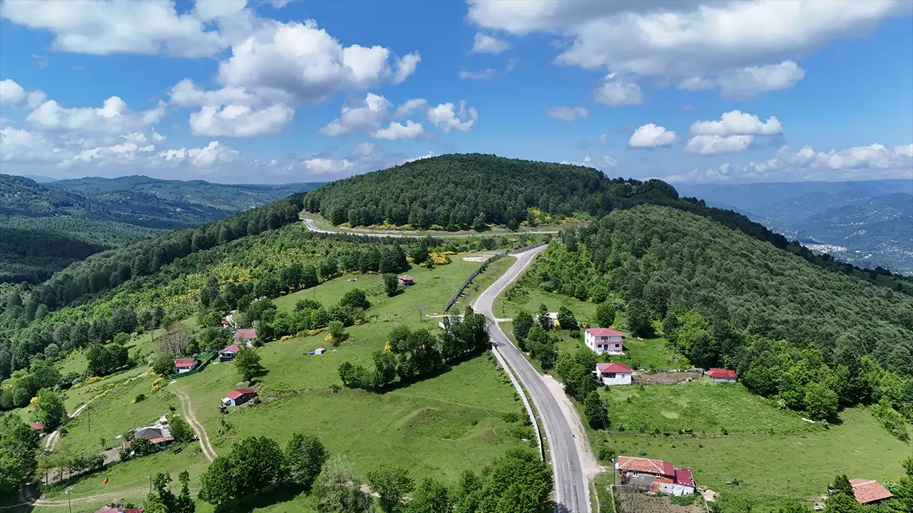 Ordu’nun menderesleriyle ünlü yaylası ziyaretçilerini ağırlıyor