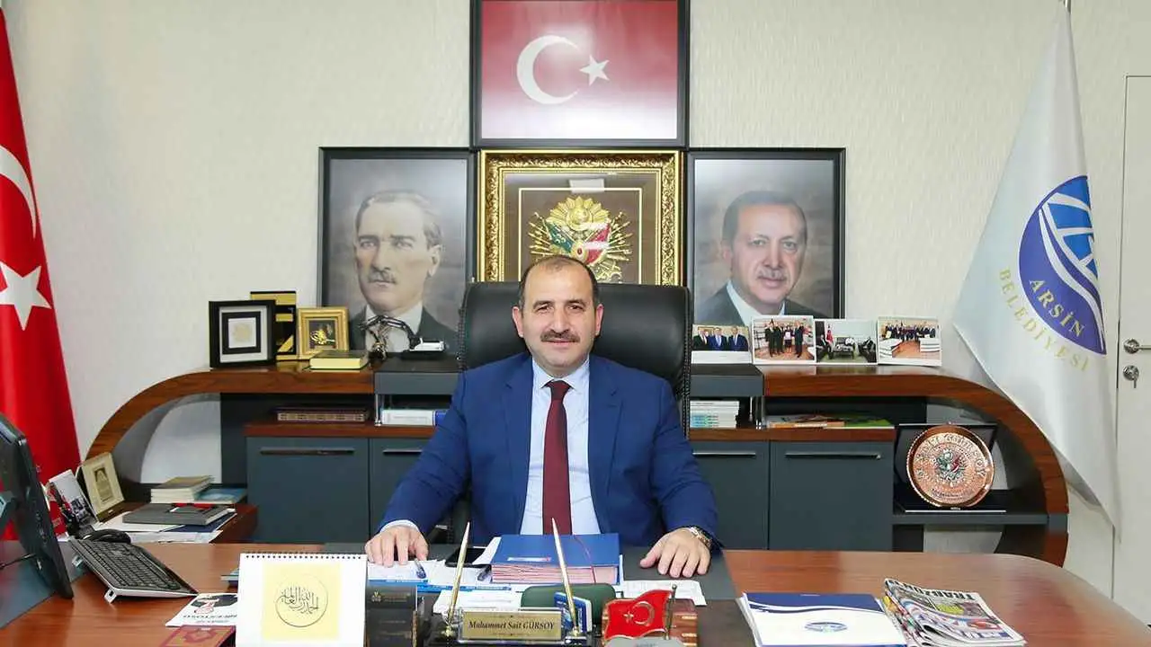 Trabzonlu eski belediye başkanı silah alarmına takıldı