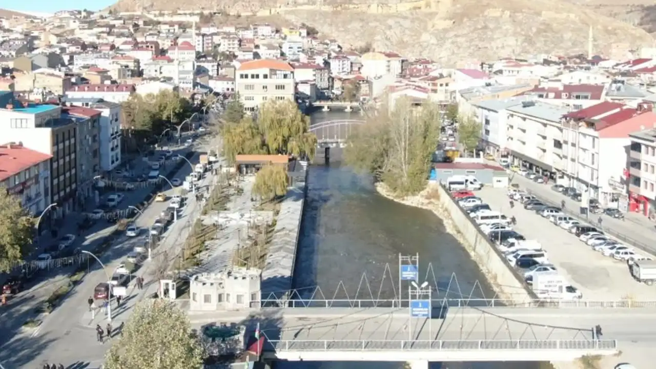 Bayburt’ta mülki idarede değişim! Vali yardımcıları ve kaymakamlar yenilendi