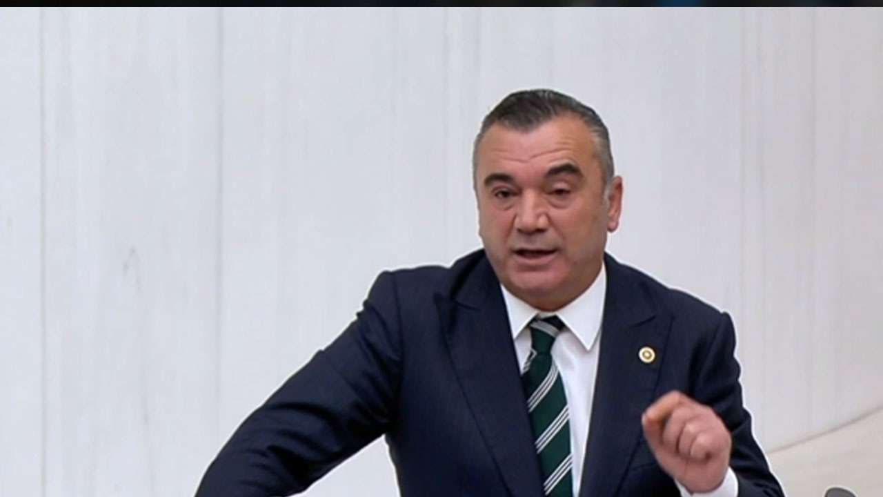 Yavuz Aydın'dan taksi düzenlemesine sert tepki! "Plaka baronları mı korunuyor?"