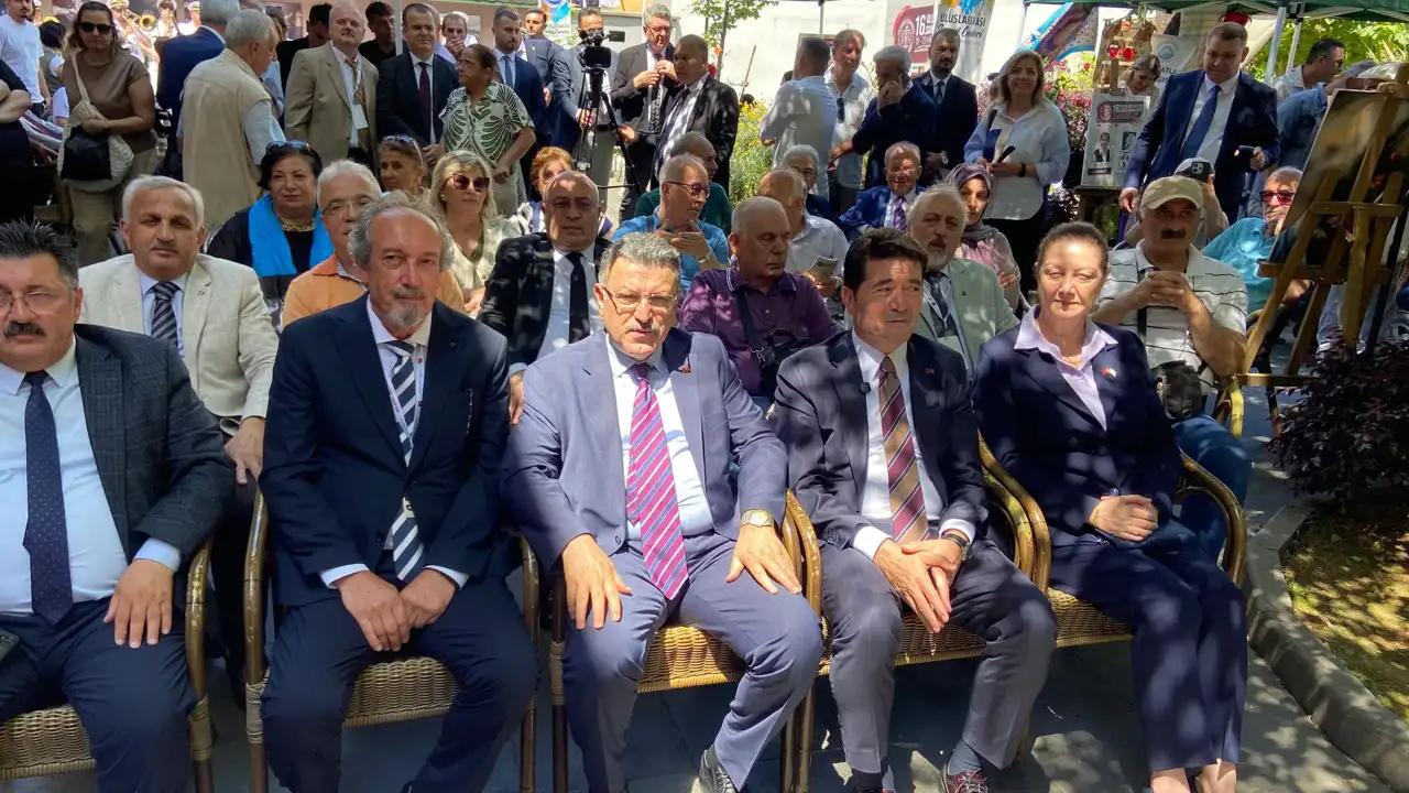 Trabzon Sanat Evi 16. Uluslararası Sanat Günleri’nin açılışını yaptı! Trabzon’un kültür ve sanat buluşması