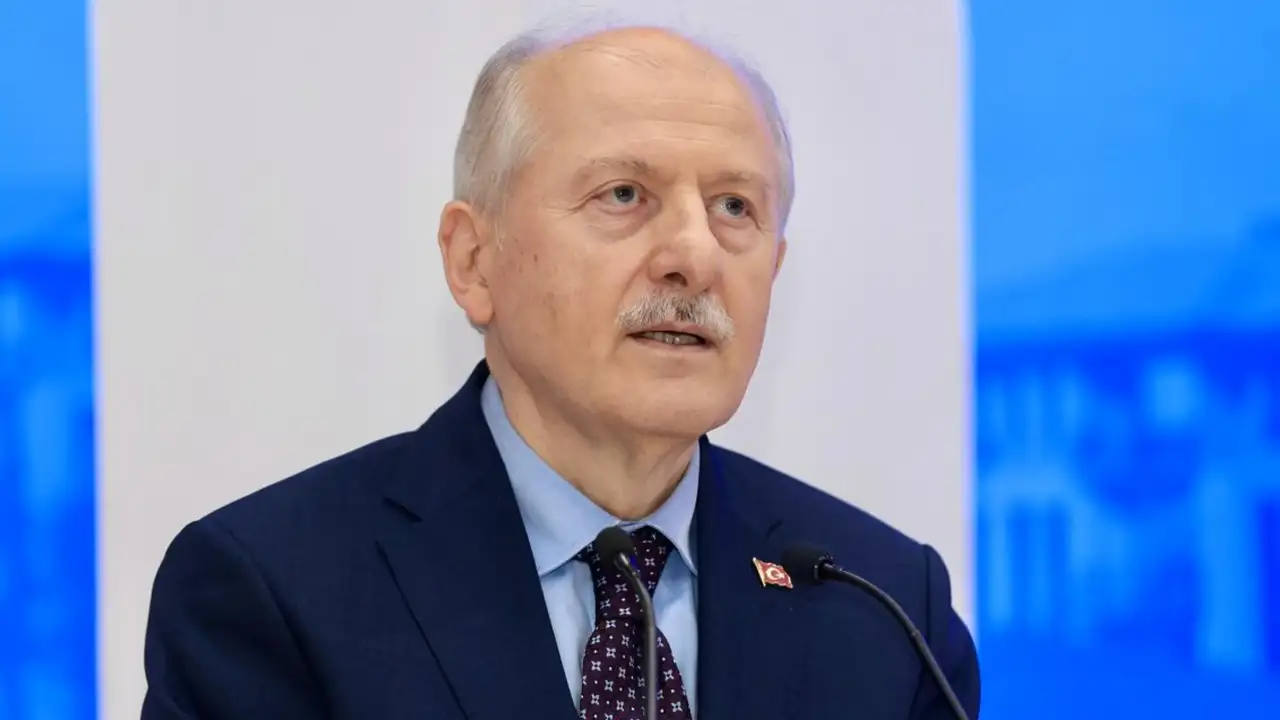 Bakan yardımcısı Trabzon'da talihsiz kazada yaralandı! İtfaiye tarafından kurtarıldı