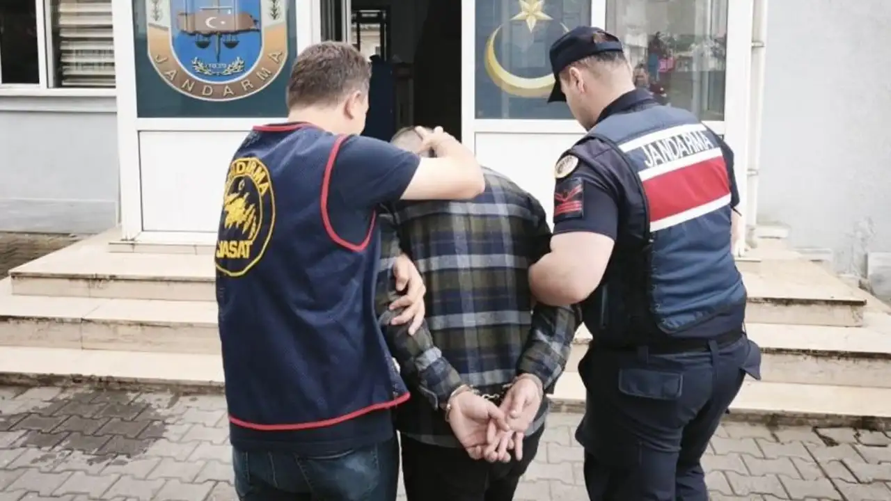 Tanju Özcan CHP'den istifa etti: "Baba evinden ayrılıyorum"