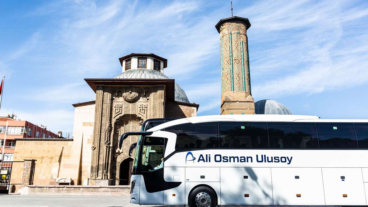Forbes’te Trabzon gururu: Ali Osman Ulusoy, Türkiye’nin en iyi işverenleri arasına girdi