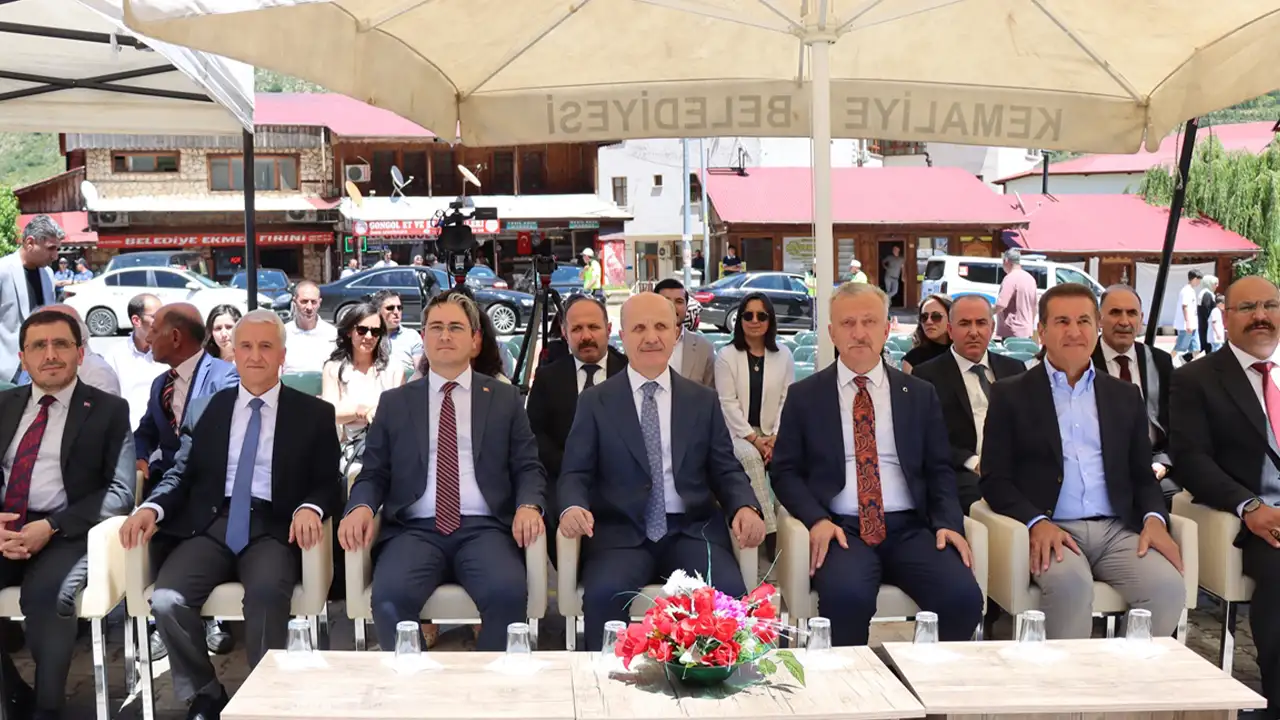 Gümüşhane Üniversitesi heyeti Kemaliye’deki açılışta bulundu