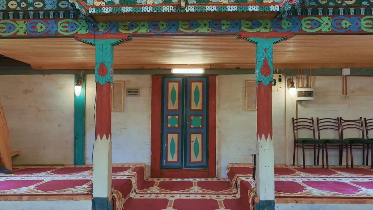 Artvin’de 175 yıllık cami geçmişi geleceğe taşıyor