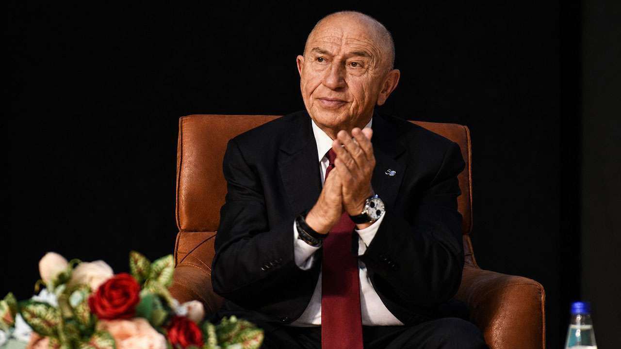Nihat Özdemir, Trabzon’da Öğrencilerle Buluştu
