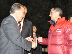 TBMM Başkanı Güneş'i aradı