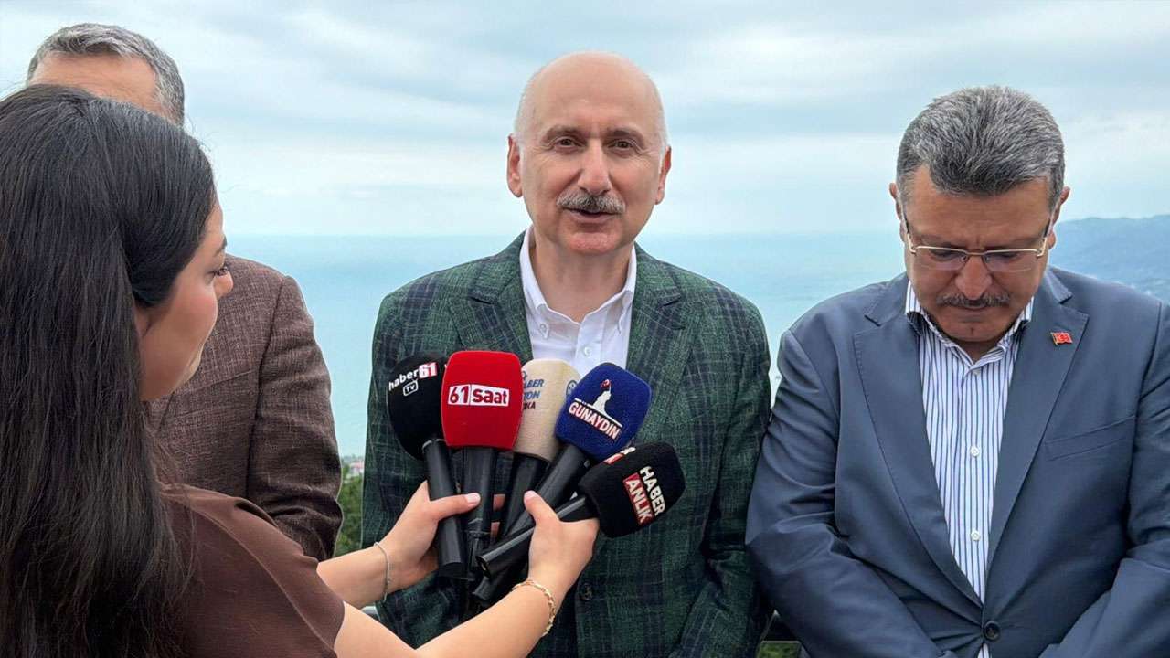 Karaismailoğlu'ndan Beşikdüzü Teleferiği mesajı: "Dünya turizmine kazandıracağız"