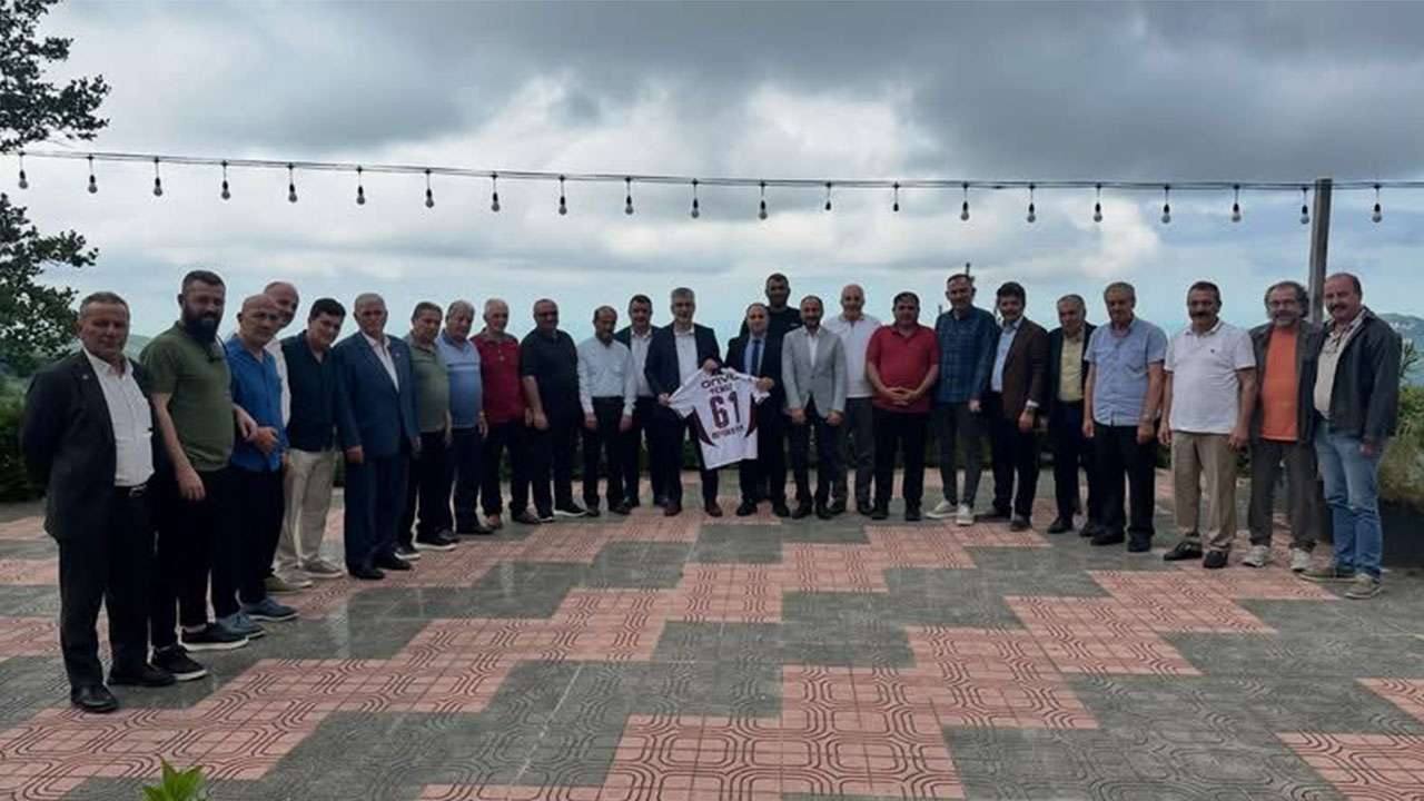 Milletvekili Büyükaydın, Trabzon’da 16 muhtarla bir araya geldi: Dikkat çeken yatırım detayı