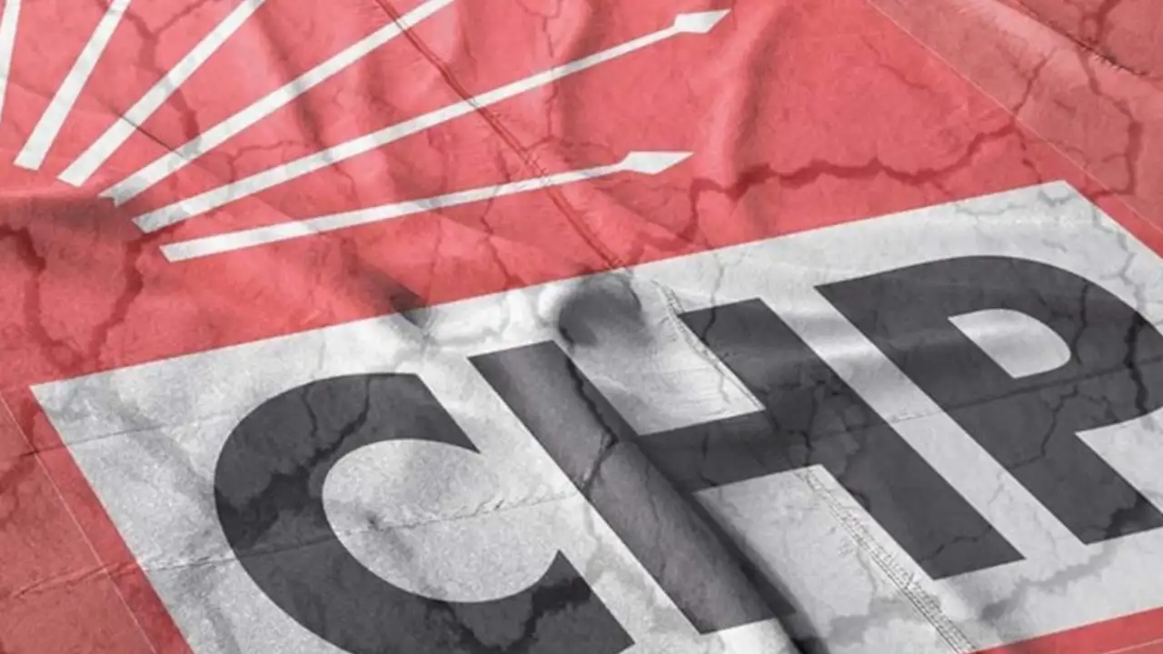 CHP'de iki il başkanı daha görevden alındı
