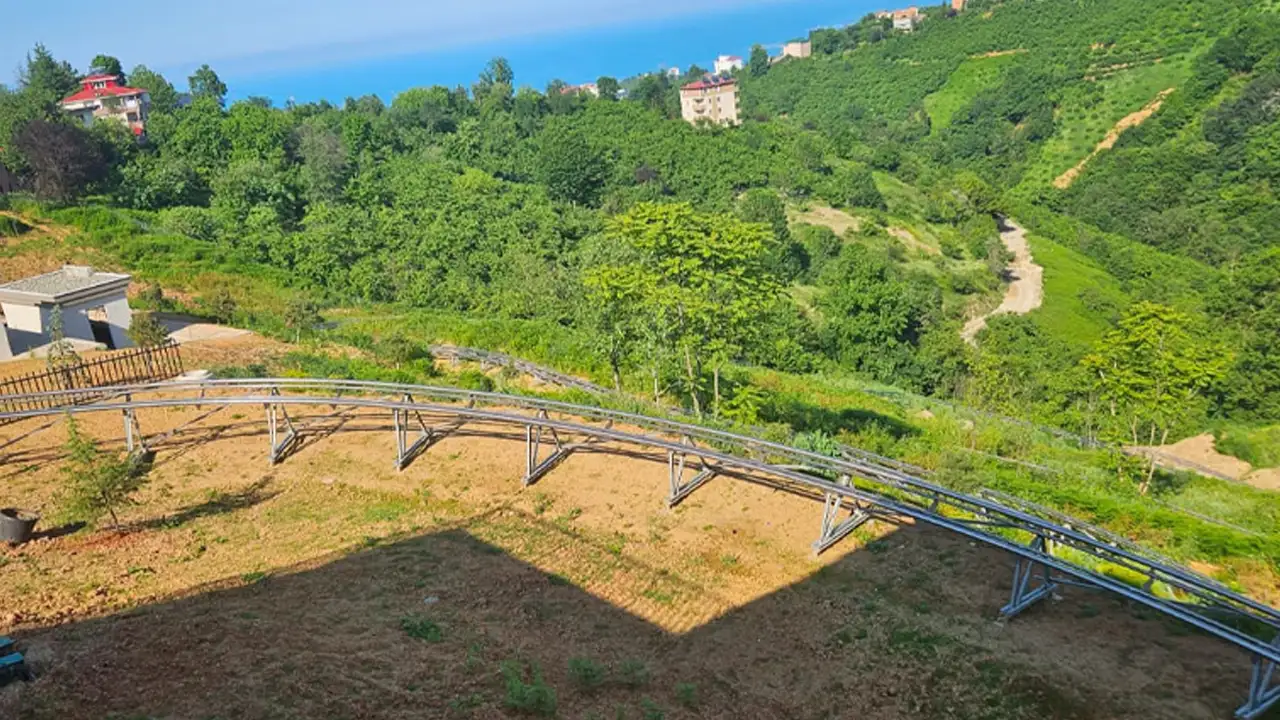 Başkan Bıyık Doğu Karadeniz'in en uzun dağ kızağını test etti: "10 numara" dedi