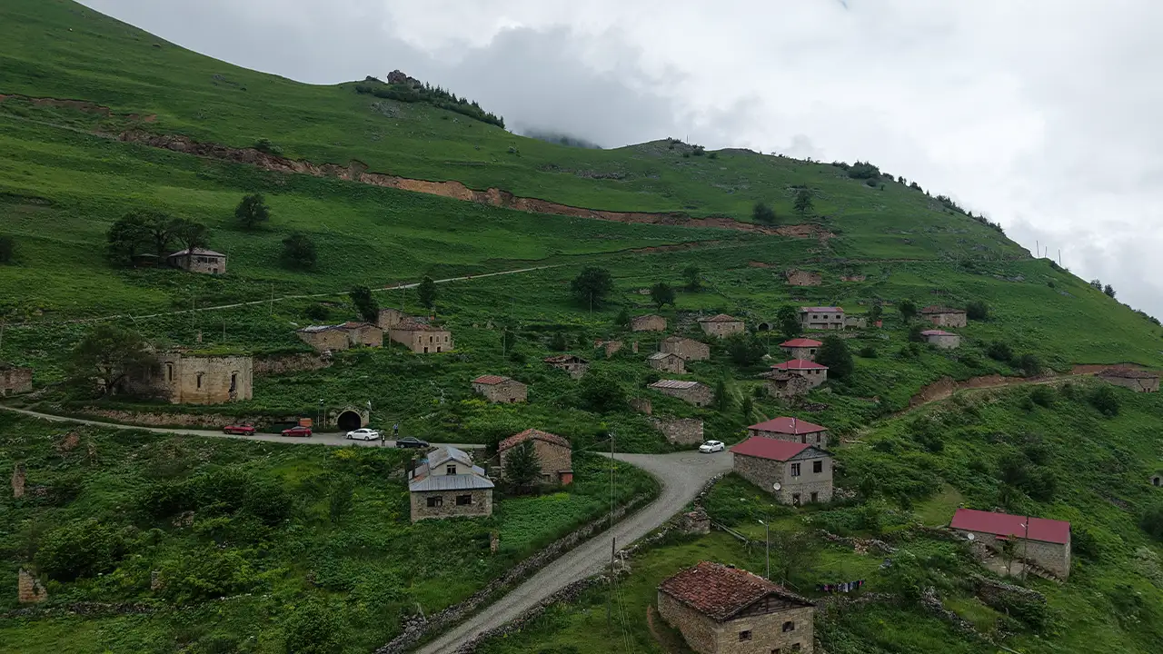 Taşköprü Yaylası nerede, nasıl Gidilir? Gümüşhane'nin saklı cenneti