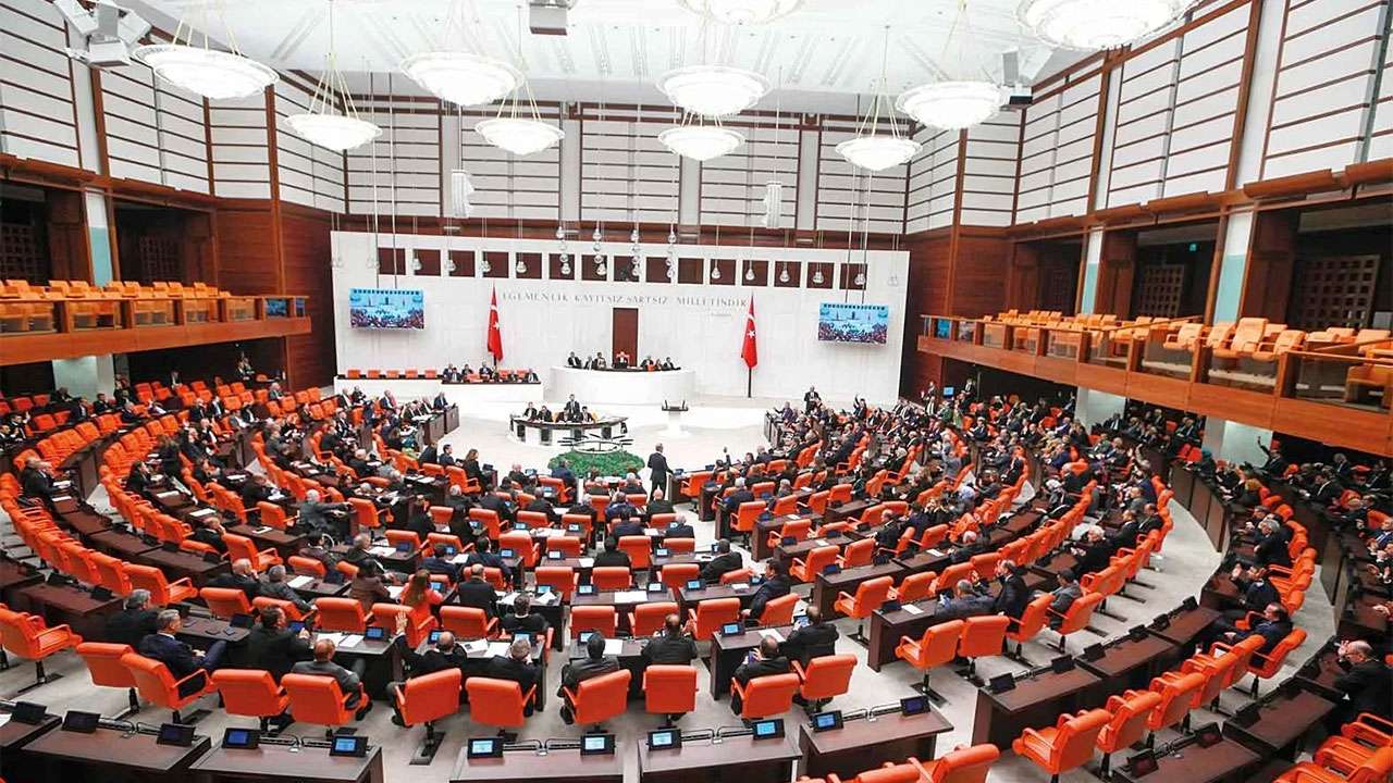 Üniversite öğrencilerine af teklifi TBMM’ye geliyor: Öğrenci affı için kanun teklifi hazırlandı