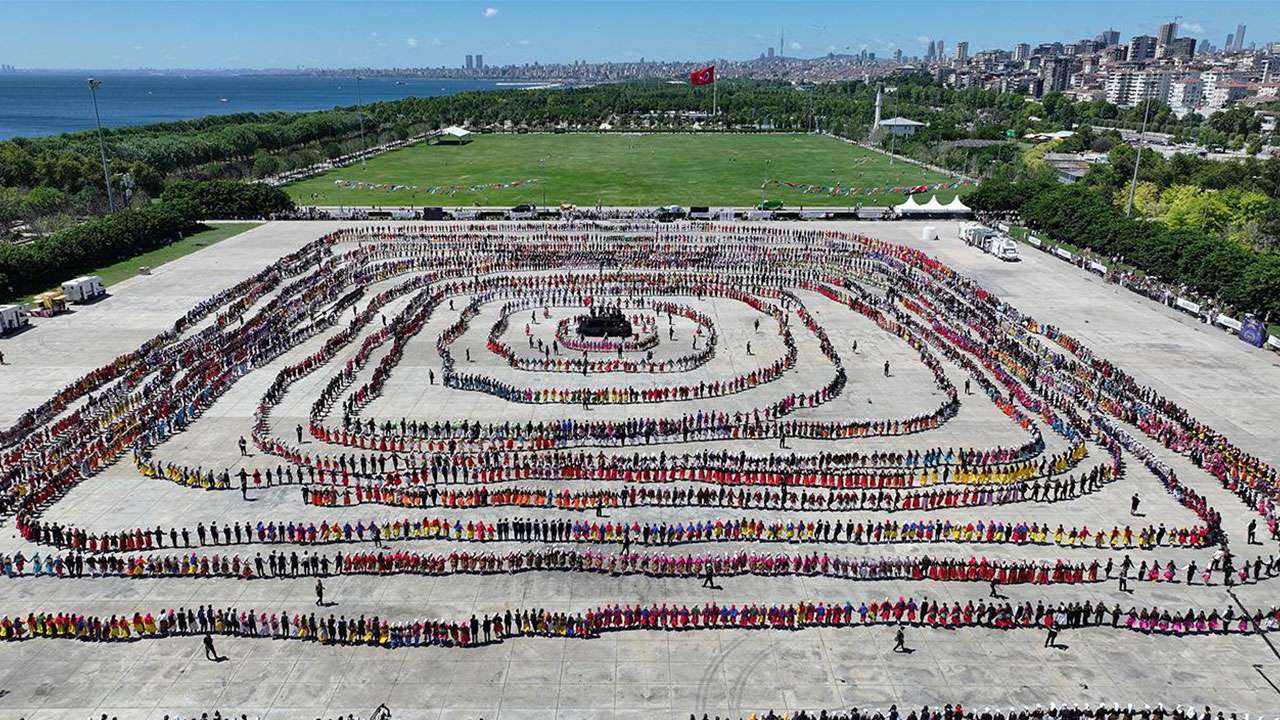 Türkiye'nin horon rekoru Yunanlıları rahatsız etti!