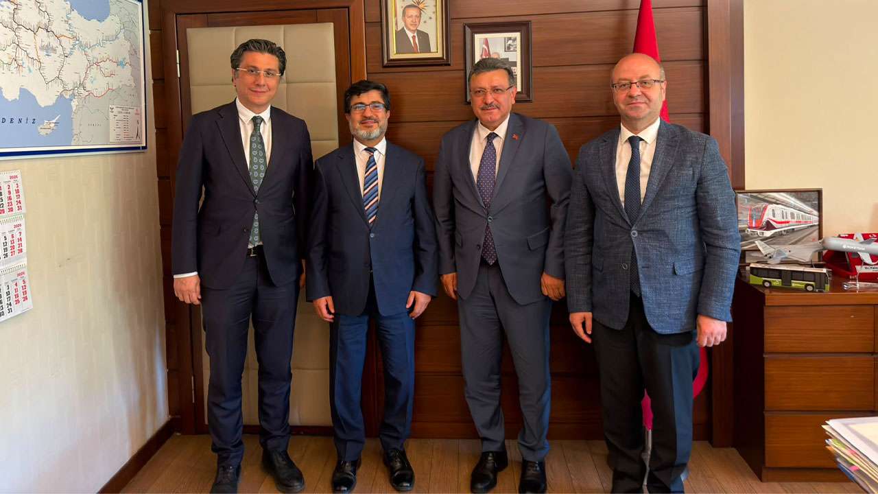 Başkan Genç’ten Ankara’da Trabzon'un 2 önemli ulaşım projesi için kritik temas