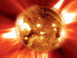 Güneş patlamasının acısı çıkıyor