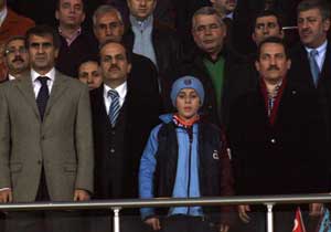 Güneş Trabzonspor'u izledi