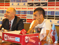 Herkesten özür diliyorum