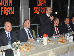 Başkan'dan öğretmenlere yemek