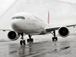 THY uçağı motorunda arıza