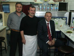 Vali esnafın sorunlarını dinliyor