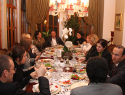 TBMM Kızılcık'ın evine geldi