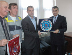 Şenol Güneş Ofspor'u ziyaret etti