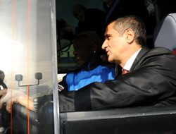 Güneş şoför koltuğunda