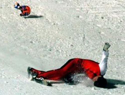 Türk sporcu yere çakıldı