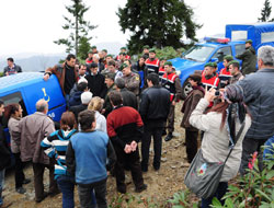 Rize'de atılan taşlar baş yardı!