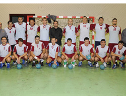 Bordo-Mavililerde hedef ilk 5