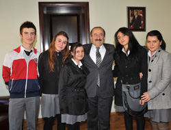 Başkan'ın konukları öğrenciler