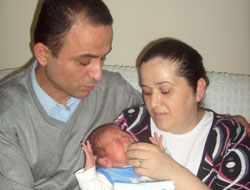 Baba- Oğul aynı saatte doğdular