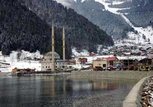 Uzungöl yatırımla rağbet görüyor