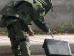 Kışla önünde şüpheli valiz