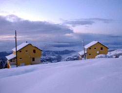 Trabzon'un yaylalarında 30 cm kar