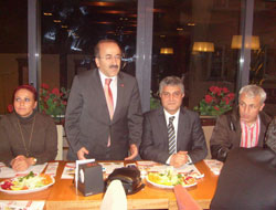 Trabzon AK Parti yemekte buluştu