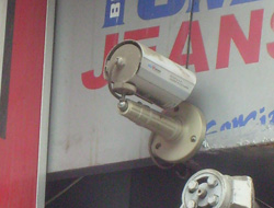 Bak sen şu hırsızlara!