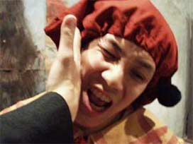 Bir tokatla hastanelik oldu!