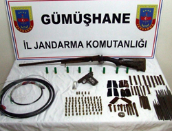 Gümüşhane'de ev değil cephane!