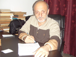 Fanatik imam yazarlığa başladı!