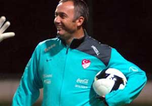 Hami Dünya Futbolcuları arasında