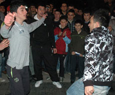 Unutma sen yoksan 1 kişi eksiktir