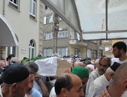 Çebi'nin babası toprağa verildi