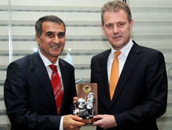 Trabzonspor'dan dostluk yemeği