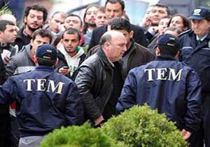 Balyoz'da 12 asker daha tutuklandı