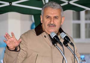 Bakan Yıldırım özür diledi!