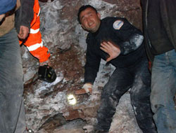 Define avcısı mağaraya sıkıştı!