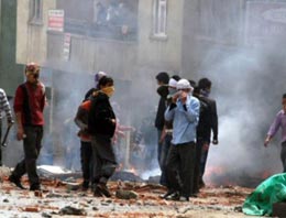 Kaddafi'ye BM'den sert cevap